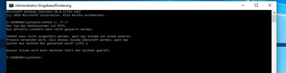 Bild: Windows-Eingabeaufforderung: Start von CHKDSK
